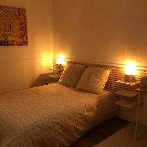 magnifique-appartement-en-plein-centre-de.fr-paris.fr/