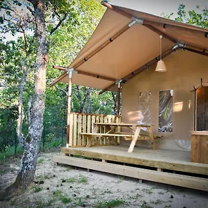 Camping Le Colorado ***
