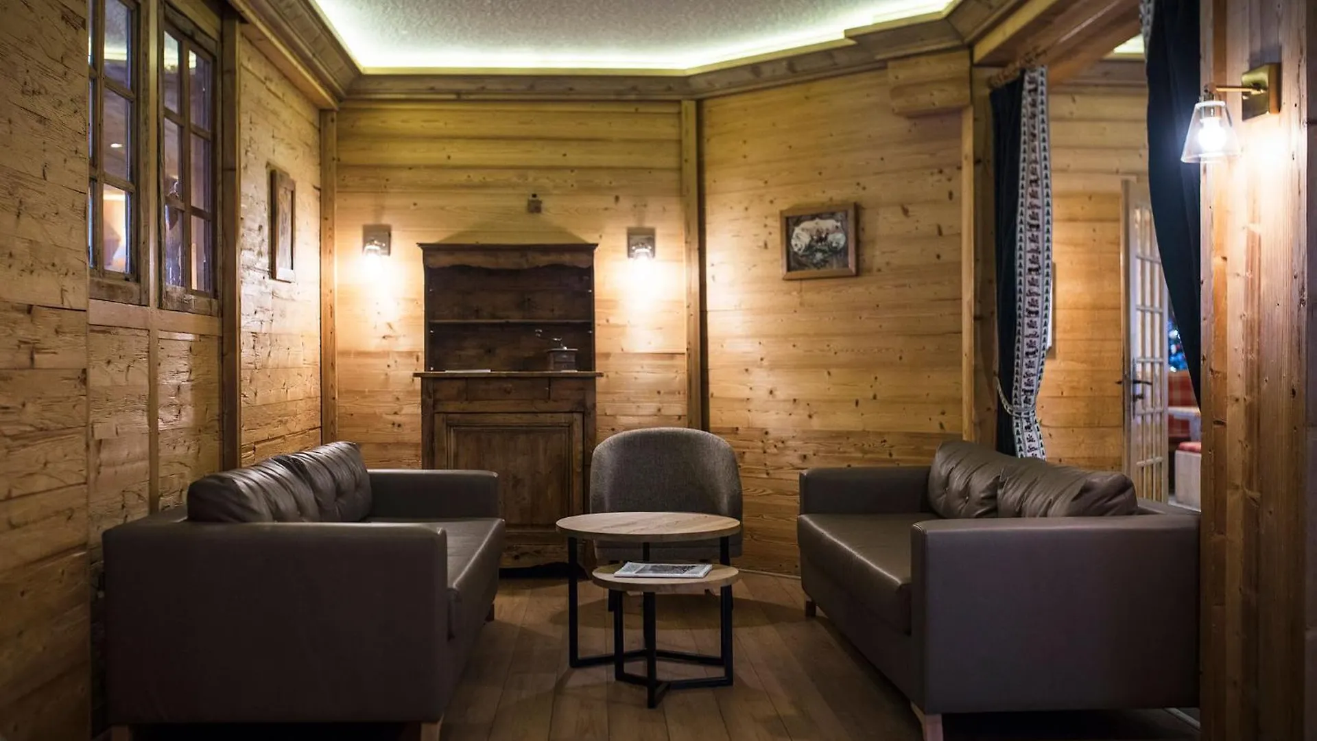 Hotel Alpen Roc La Clusaz